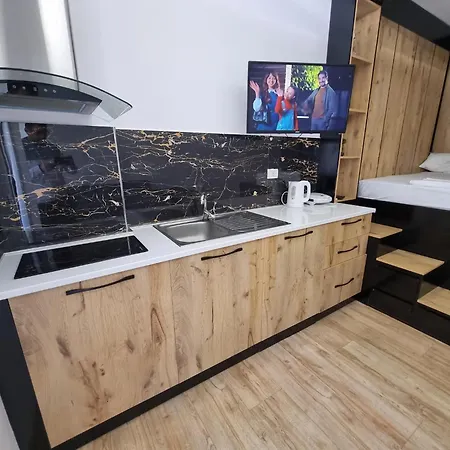 Apartmán In Near Uje Ftohte