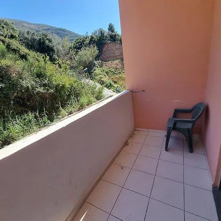 In Near Uje Ftohte דירה *